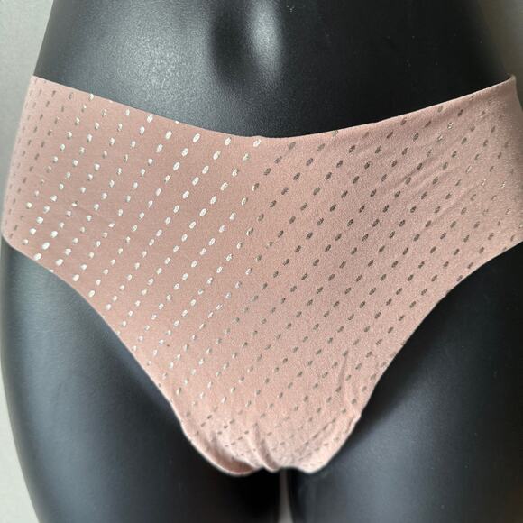 Victoria's Secret Thong Size M Pink NWT - Picture 2 of 6